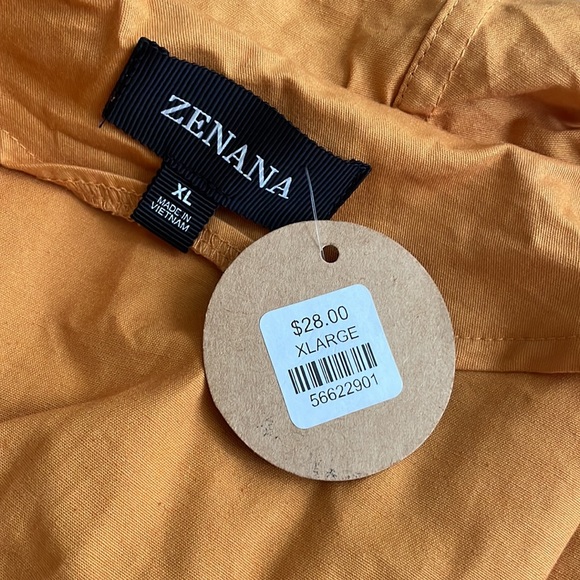 Hooded vest - Picture 7 of 7